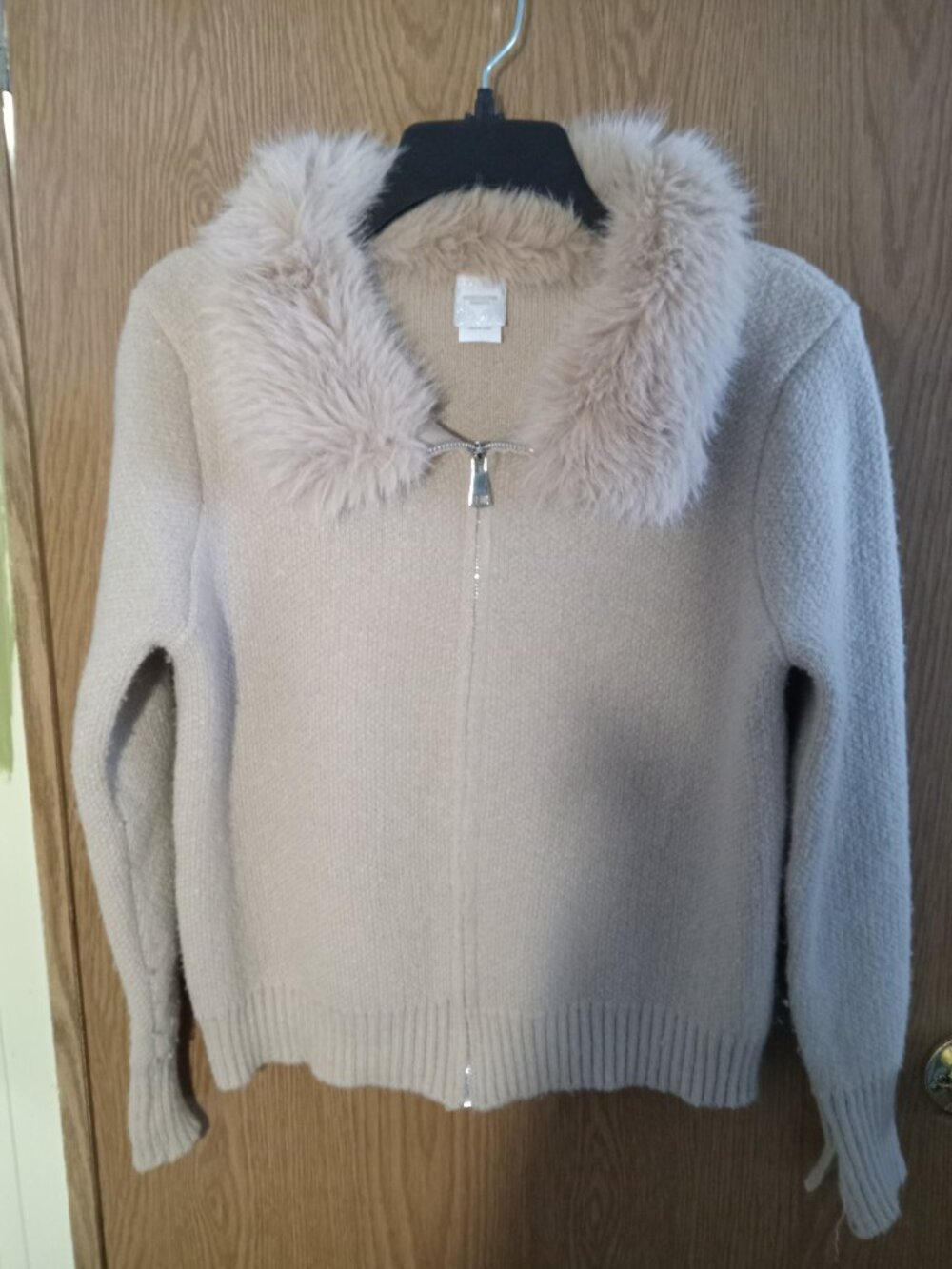 Northern Angel faux fur collar sweater